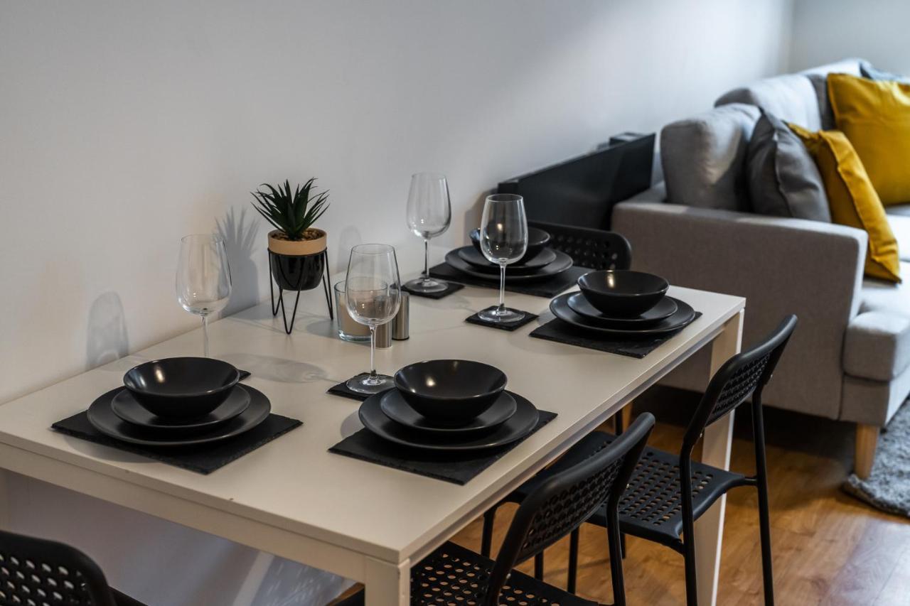 Luxury 2 Bed Apartment Stansted Airport Bishops Stortford Bishop's Stortford Exterior photo